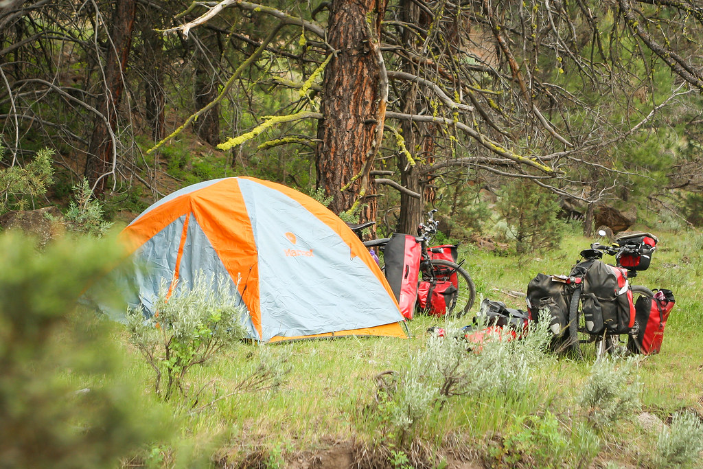 camping in Eastern Oregon